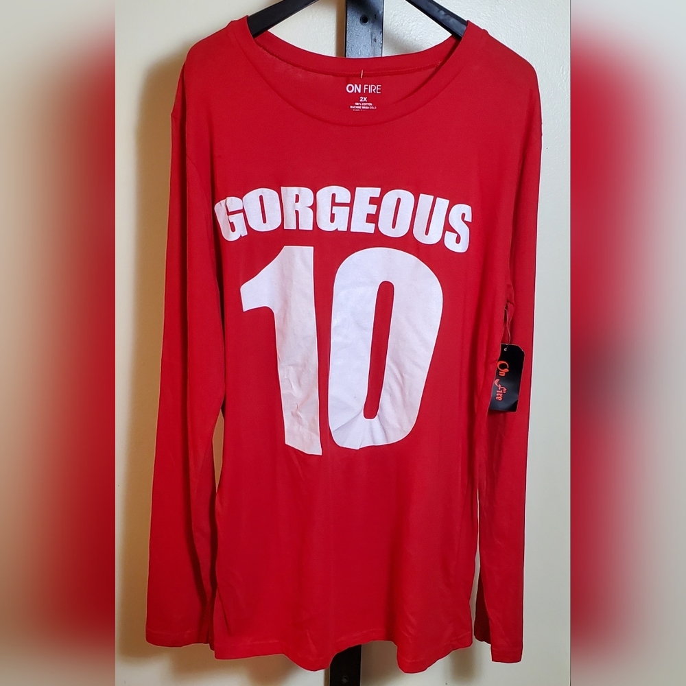 Gorgeous 10 Women's Long Sleeve T-Shirt Size 0X